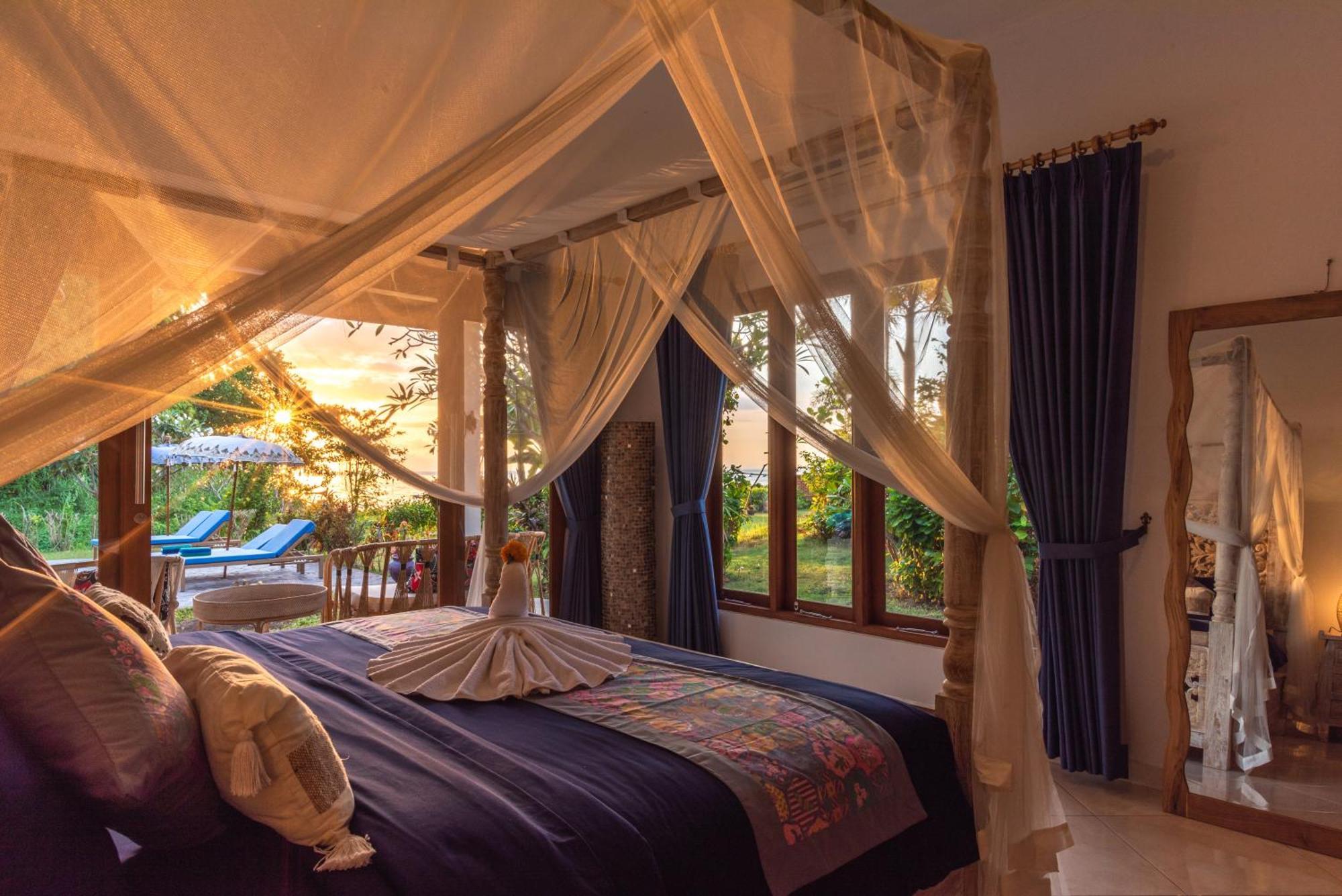 Absolute Beach Front Villa Umeanyar Exterior foto